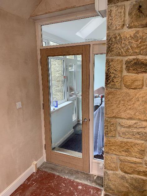 Screen door to separate extension from unheated area - Joinery NG16